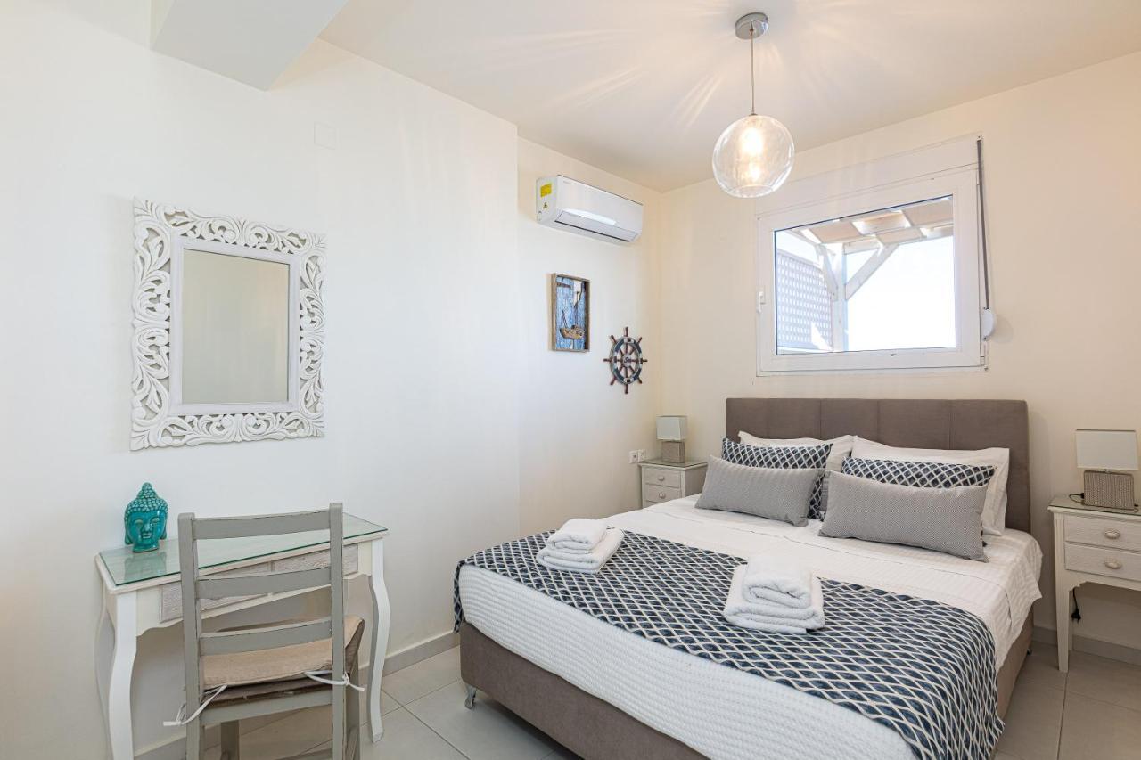 Nathalie'S Beachfront Apartment Rethymno  Екстер'єр фото